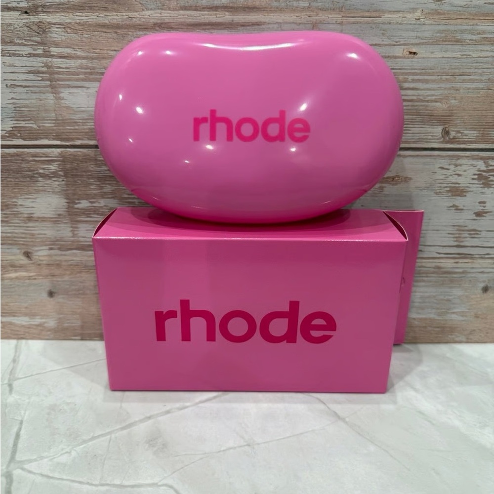 ‼️FIVE AVAILABLE‼️RHODE Jelly bean bag